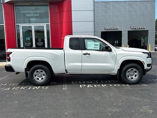 2025 Nissan Frontier S
