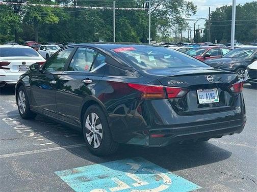 2024 Nissan Altima S FWD