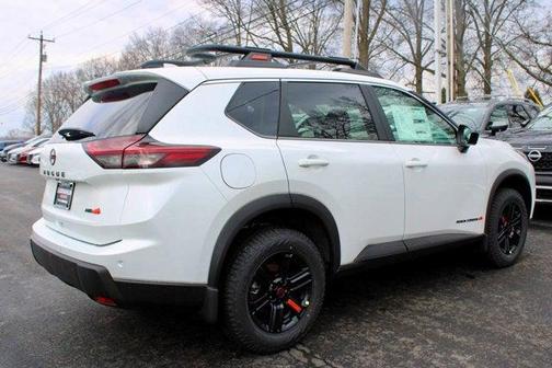 2025 Nissan Rogue S