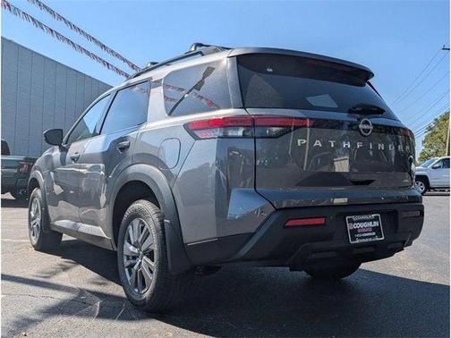 2025 Nissan Pathfinder SV 4WD