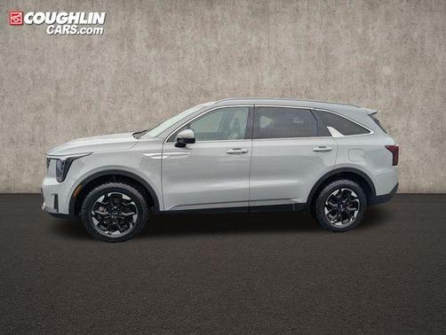 Wolf Gray 2024 Kia Sorento S