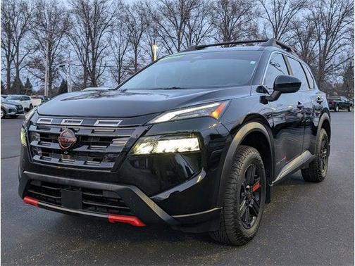 2025 Nissan Rogue Rock Creek