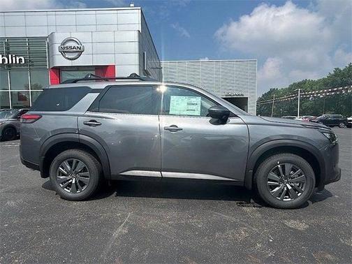 2025 Nissan Pathfinder SV 4WD
