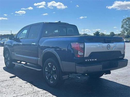 2023 Nissan Titan Platinum Reserve