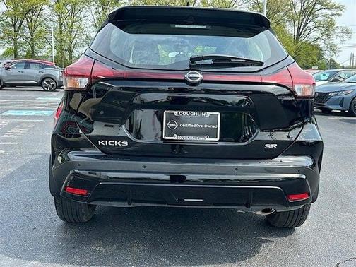 2024 Nissan Kicks SR