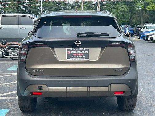2025 Nissan Kicks SV