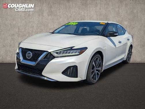 Pearl White Tricoat 2021 Nissan Maxima 3.5 SV