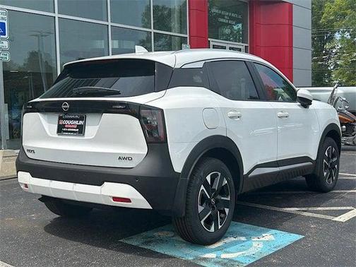 2025 Nissan Kicks SV
