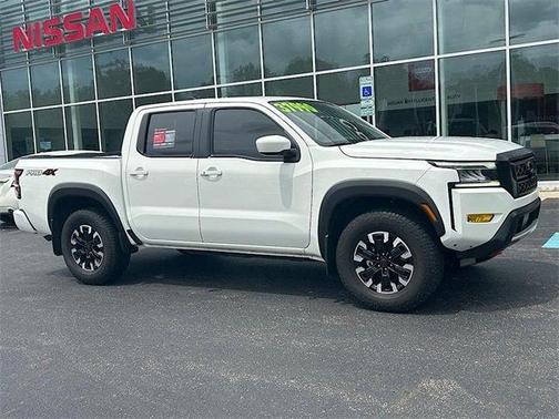 2024 Nissan Frontier PRO-4X