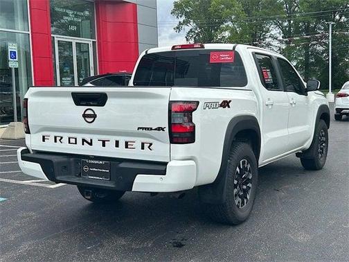 2024 Nissan Frontier PRO-4X