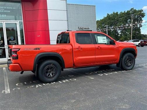 2025 Nissan Frontier PRO-4X