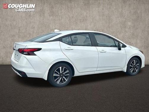 2025 Nissan Versa 1.6 SV