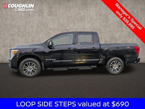 2024 Nissan Titan SV