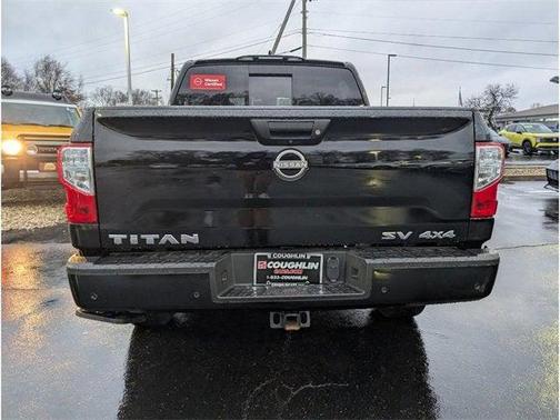 2024 Nissan Titan SV