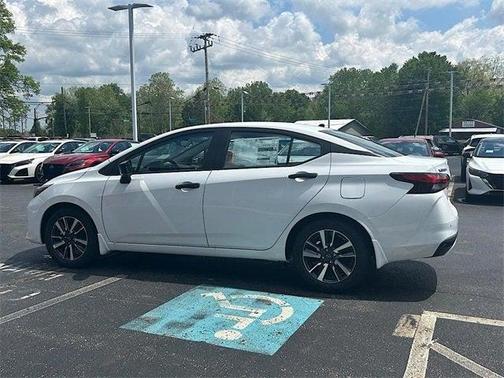 2025 Nissan Versa 1.6 S