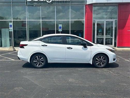 2025 Nissan Versa 1.6 S