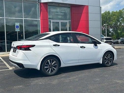 2025 Nissan Versa 1.6 S