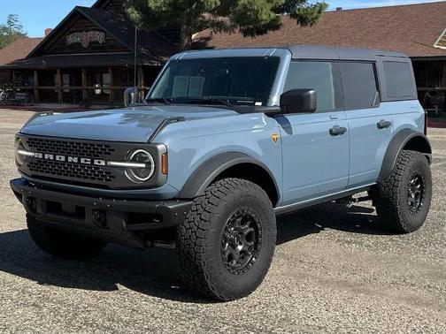 2023 Ford Bronco 