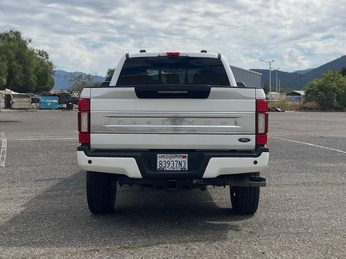 2022 Ford F-350 PLATINUM