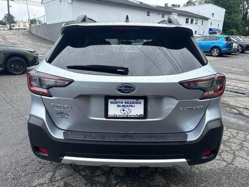 Ice Silver Metallic 2024 Subaru Outback Limited