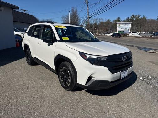 Crystal White Pearl 2025 Subaru Forester