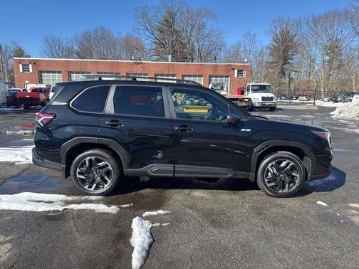 Crystal Black Silica 2025 Subaru Forester Limited Hybrid