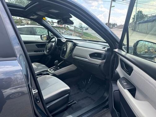 Magnetite Gray Metallic 2025 Subaru Forester Premium