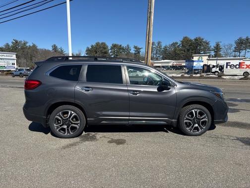 Magnetite Gray Metallic 2024 Subaru Ascent Touring