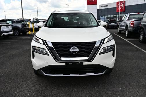 White 2023 Nissan Rogue SL