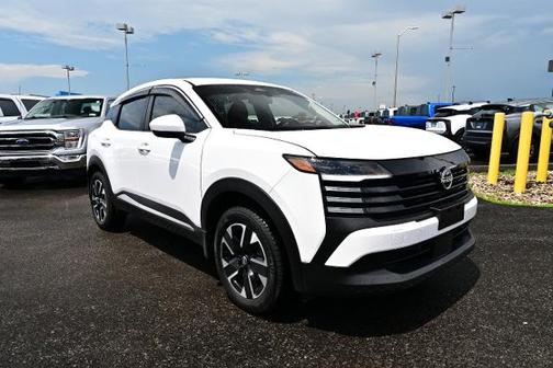 Fresh Powder 2025 Nissan Kicks SV