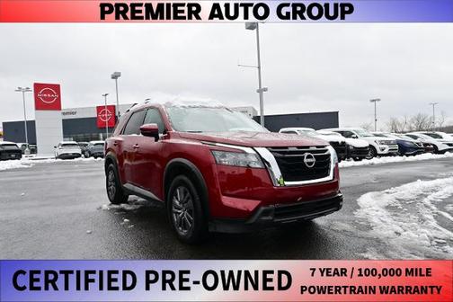 2023 Nissan Pathfinder SV