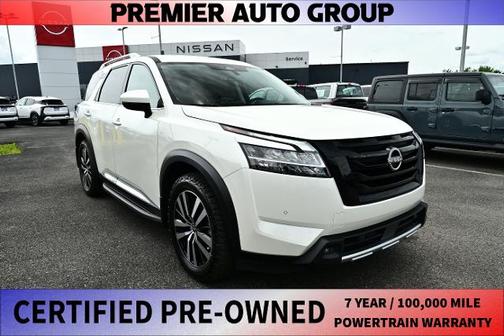 White 2023 Nissan Pathfinder Platinum