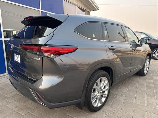 2021 Toyota Highlander Hybrid Limited