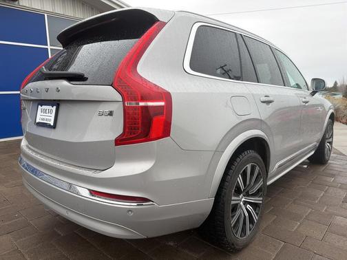 2024 Volvo XC90 B5 Core Bright Theme