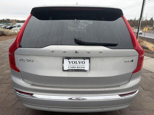 2024 Volvo XC90 B5 Core Bright Theme