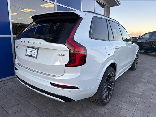 2026 Volvo XC90 Ultra Dark Theme, B6 AWD Gas (mild hybrid), Gasoline, 7 Seats
