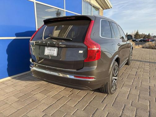2023 Volvo XC90 Recharge Plug-In Hybrid T8 Plus Bright Theme 7-Seater