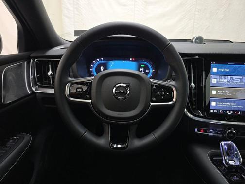 2024 Volvo V60 Recharge Plug-In Hybrid Polestar