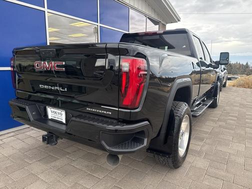 2025 GMC Sierra 3500 Denali
