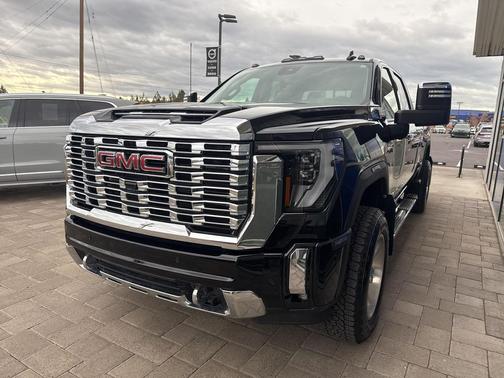 2025 GMC Sierra 3500 Denali