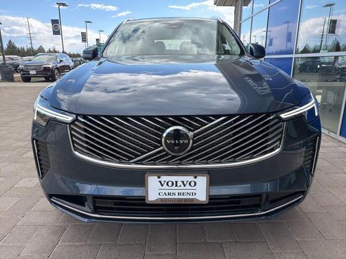 Denim Blue Metallic 2026 Volvo XC90 Plug-In Hybrid Ultra, T8 AWD, Electric/Gasoline, Bright, 7 Seats