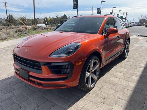 2022 Porsche Macan Macan S