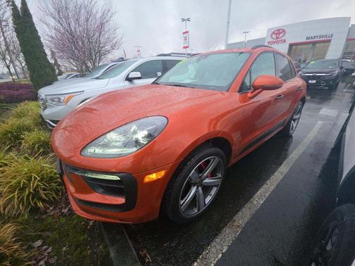 2022 Porsche Macan S