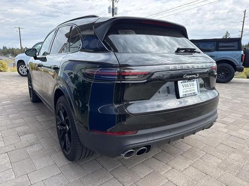 2019 Porsche Cayenne S