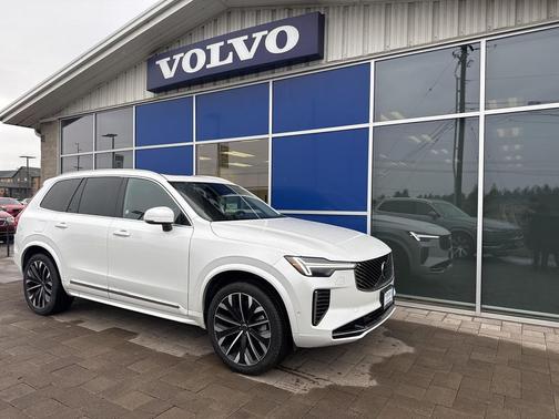 2025 Volvo XC90 B6 Plus 7-Seater