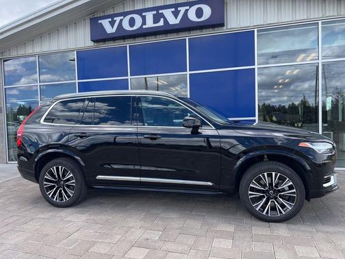 Onyx Black Metallic 2023 Volvo XC90 Recharge Plug-In Hybrid T8 Plus 6-Seater