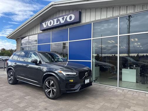 2022 Volvo XC90 Recharge Plug-In Hybrid T8 R-Design 7 Passenger