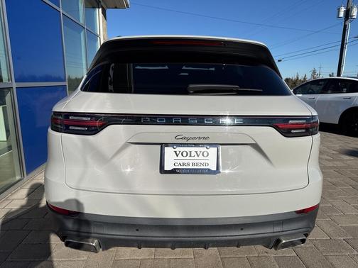 2022 Porsche Cayenne Cayenne