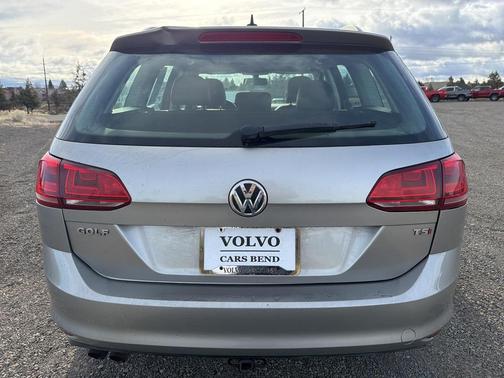 2016 Volkswagen Golf SportWagen TSI Limited Edition