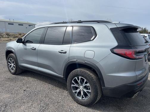2026 GMC Acadia AT4 AWD